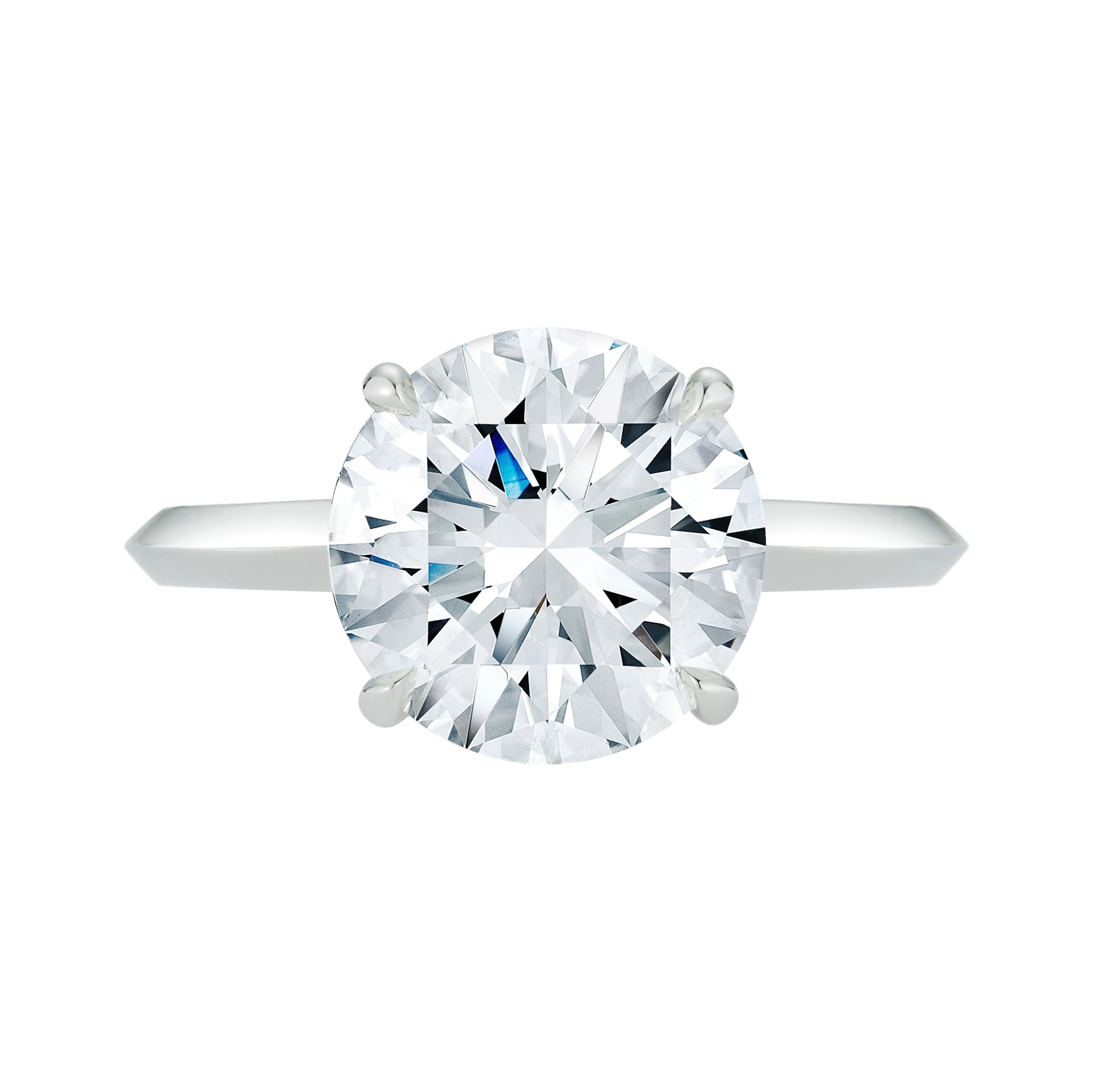THE CLASSIC ENGAGEMENT RING