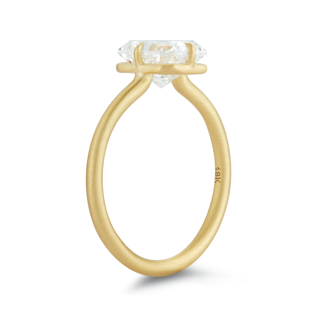 Modern Solitaire Engagement Ring – Finn